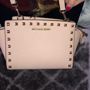 Blush MK crossbody purse with gold studs